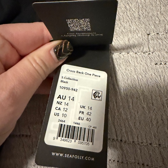 Seafolly Collective Cross Back One Piece in Black Size 10 - Picture 2 of 4